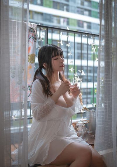 韩国邻居漂亮的阿-最新版韩国在线观看