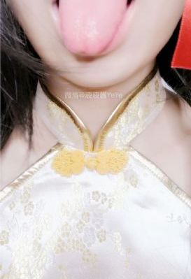 少妇裸体扒开两腿让我桶小说-最近字幕高清无删减